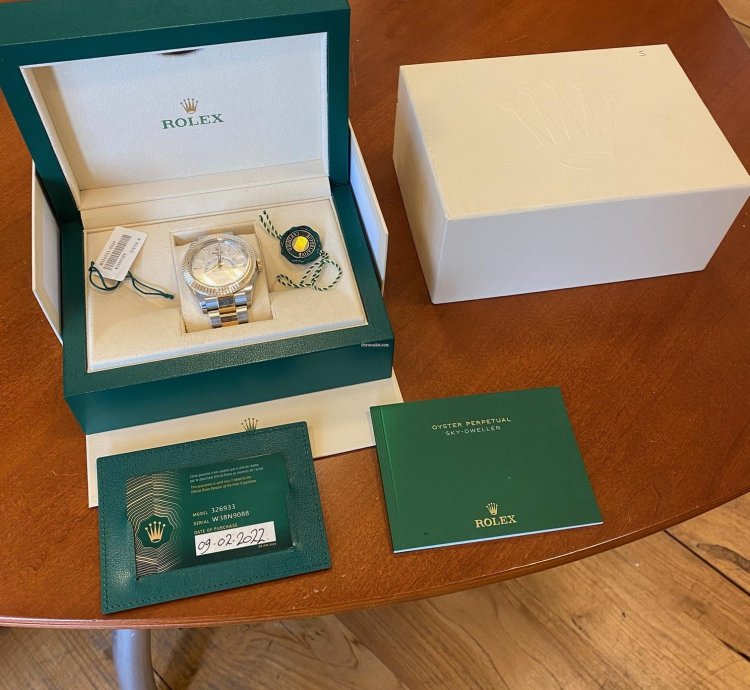 Rolex Sky-dweller Oyster Perpetual