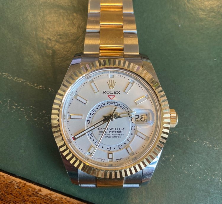 Rolex Sky-dweller Oyster Perpetual