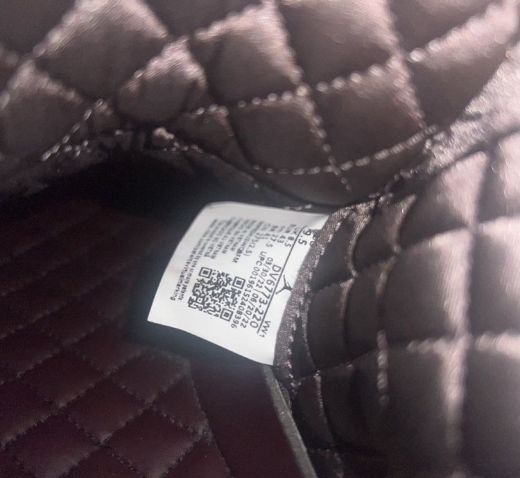 Ma Maniere Jordan 4 Violet Ore