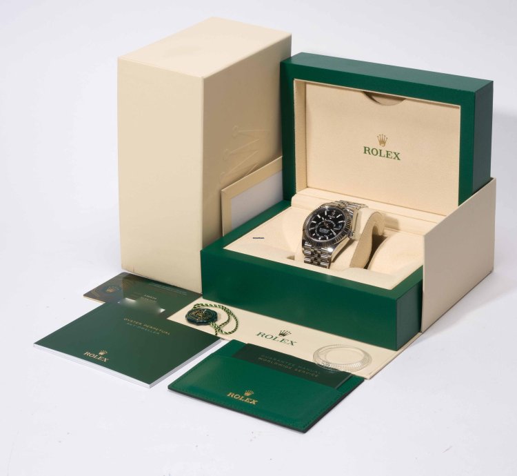 Rolex Sky-dweller Oyster Perpetual Black Dial Jubilee Stainless Steel 42mm 336934 - 2023