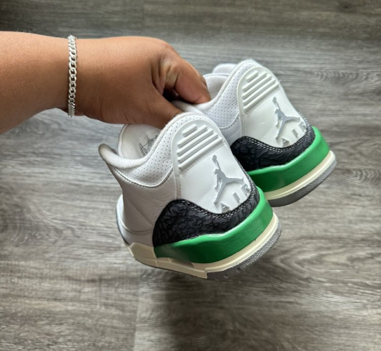 Aj3 Air Jordan 3 Retro Lucky Green Size 8 5w 7m