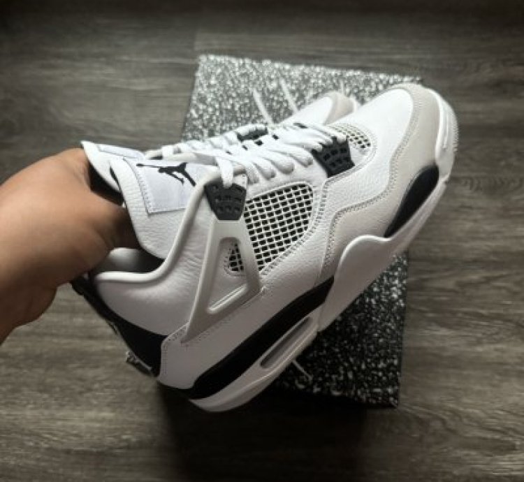 Aj4 Air Jordan 4 Retro Military Black White Sneakers