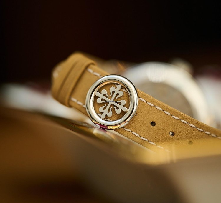 Patek Philippe Perpetual Calendar In-line Perpetual Calendar 5236p-001 Platinum