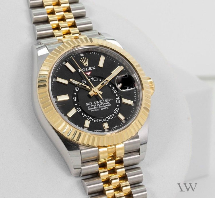 Rolex Sky-dweller Oyster Perpetual Sky-dweller Bi-metal Jubliee 326933