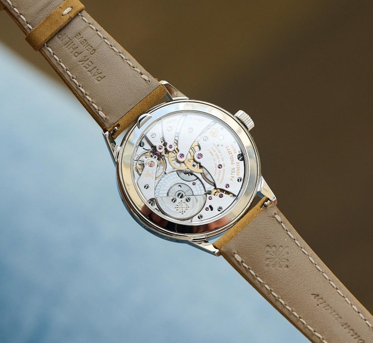 Patek Philippe Perpetual Calendar In-line Perpetual Calendar 5236p-001 Platinum