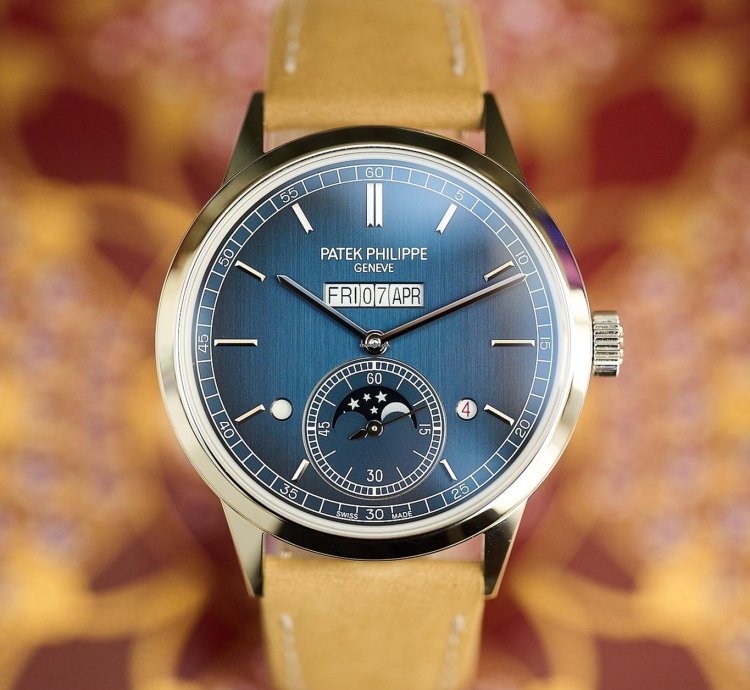 Patek Philippe Perpetual Calendar In-line Perpetual Calendar 5236p-001 Platinum