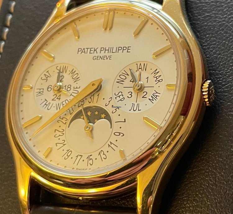 Patek Philippe Perpetual Calendar Like New - Full Set