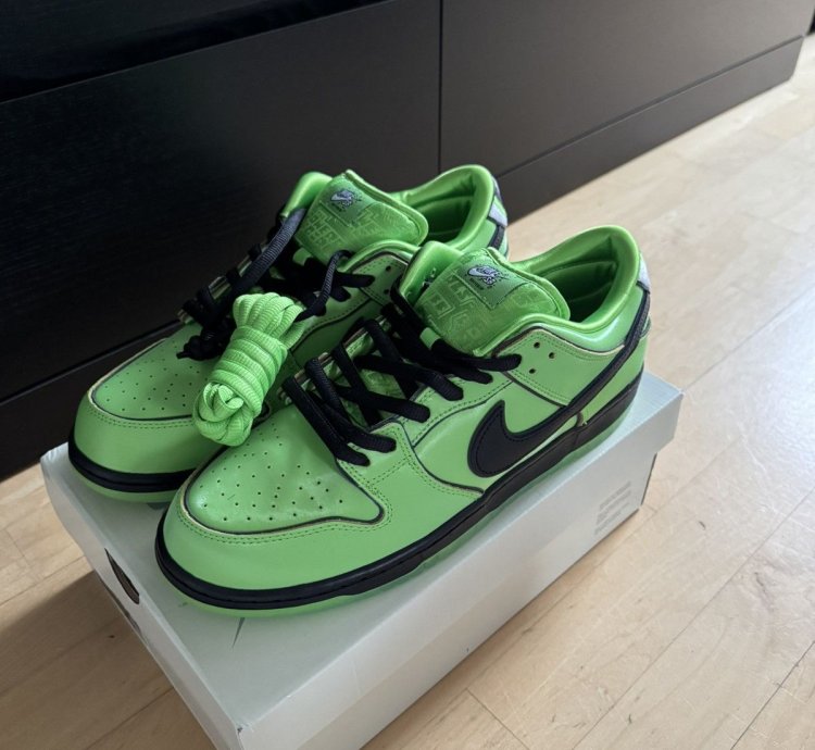 Nike Sb Dunk Low Pro Qs The Powerpuff Girls Buttercup