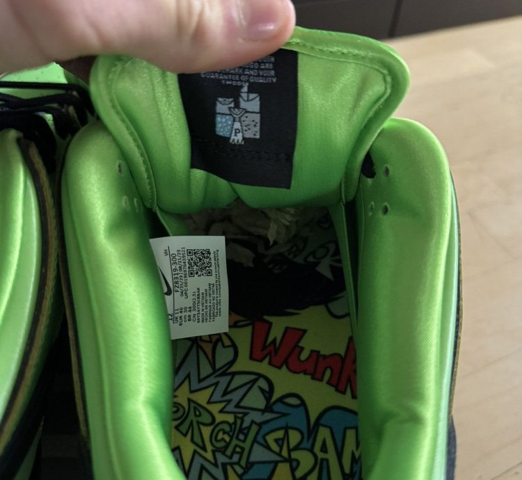 Nike Sb Dunk Low Pro Qs The Powerpuff Girls Buttercup