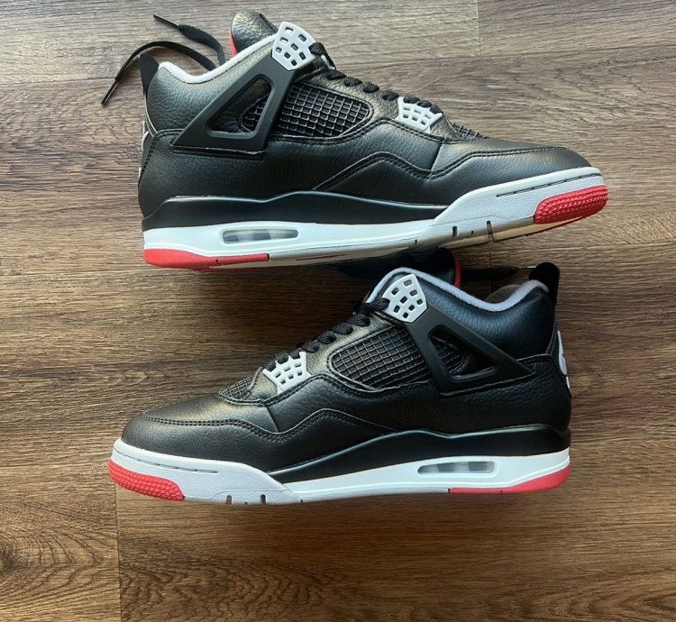 Men Nike Air Jordan 4 2024 Retro Bred Sneakers
