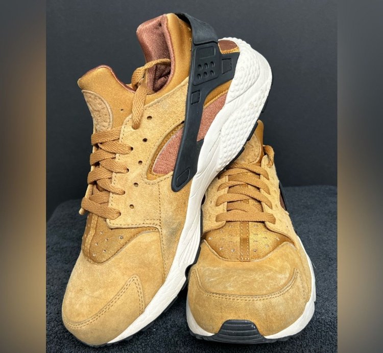 Authentic Nike Air Huarache Prm Wheat Black Light Bone Suede