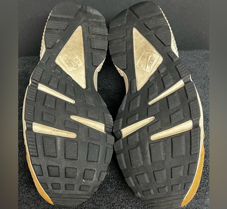 Authentic Nike Air Huarache Prm Wheat Black Light Bone Suede