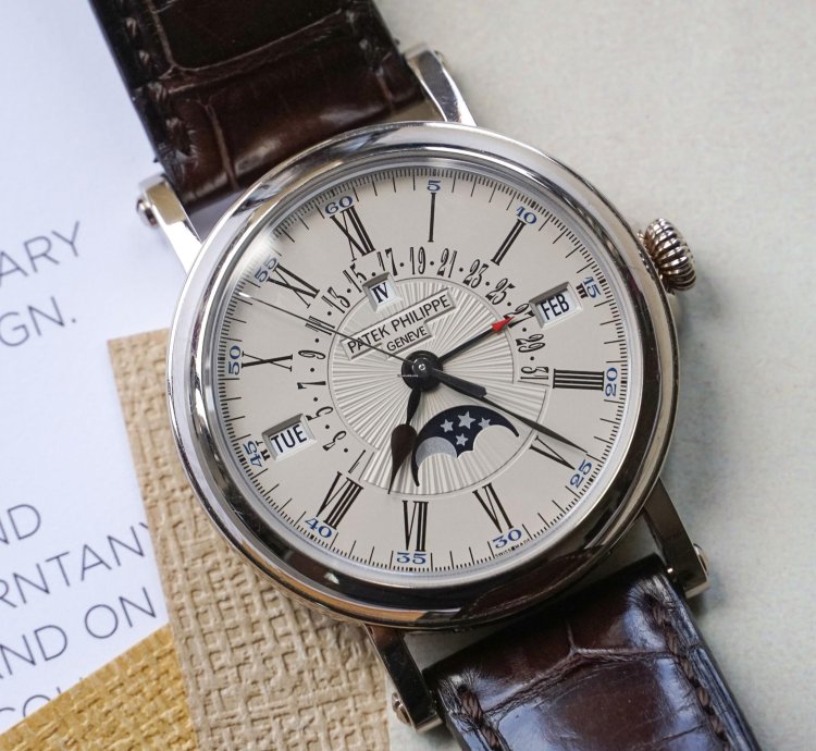 Patek Philippe Perpetual Calendar Moonphase Grand Complication
