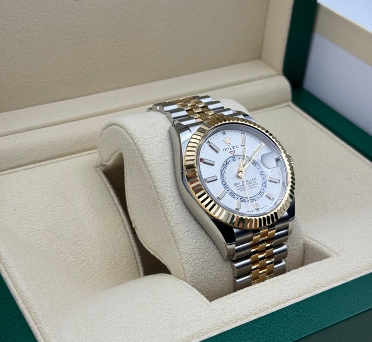 Rolex Sky-dweller Ref 336933 2023 Jubilee New Fullset