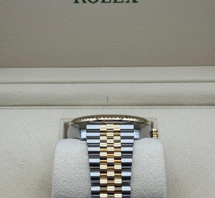 Rolex Sky-dweller Ref 336933 2023 Jubilee New Fullset