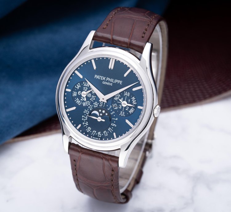 Patek Philippe Perpetual Calendar Platinum Blue Dial 5140p