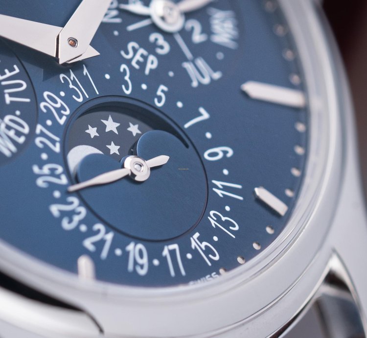 Patek Philippe Perpetual Calendar Platinum Blue Dial 5140p
