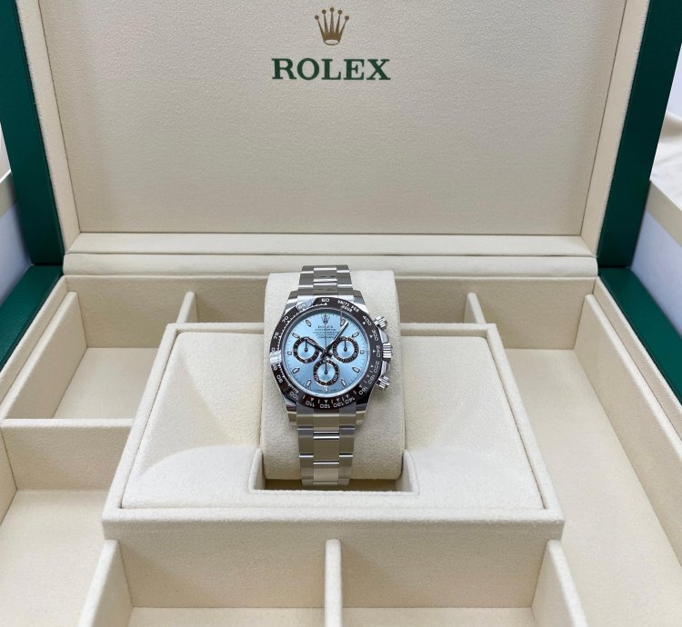 Rolex Daytona Unworn 116506 Daytona Platinum Ice Blue Index Dial 40mm Oyster Bracelet Ceramic