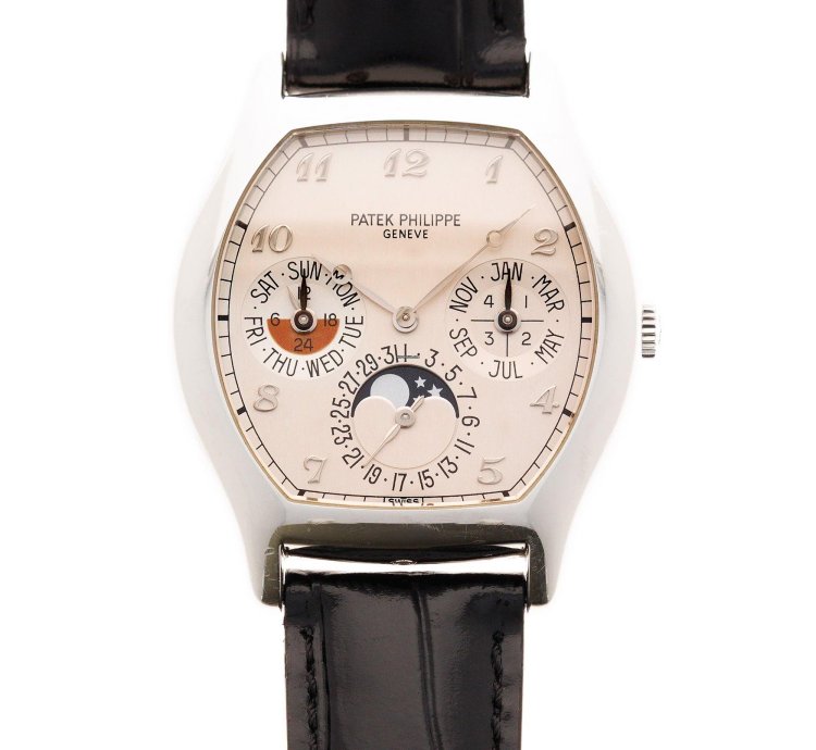 Patek Philippe Perpetual Calendar Platinum Perpetual Calendar Watch Ref 5040