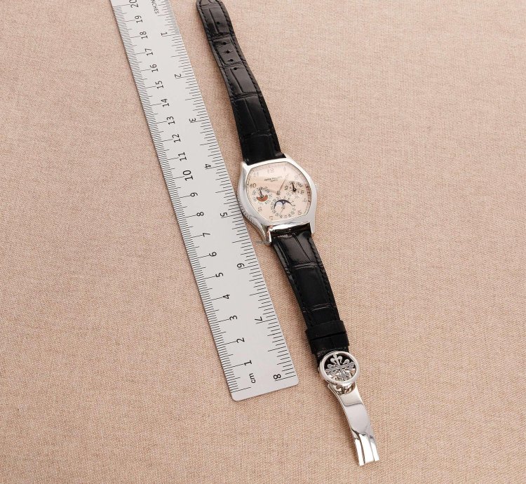 Patek Philippe Perpetual Calendar Platinum Perpetual Calendar Watch Ref 5040