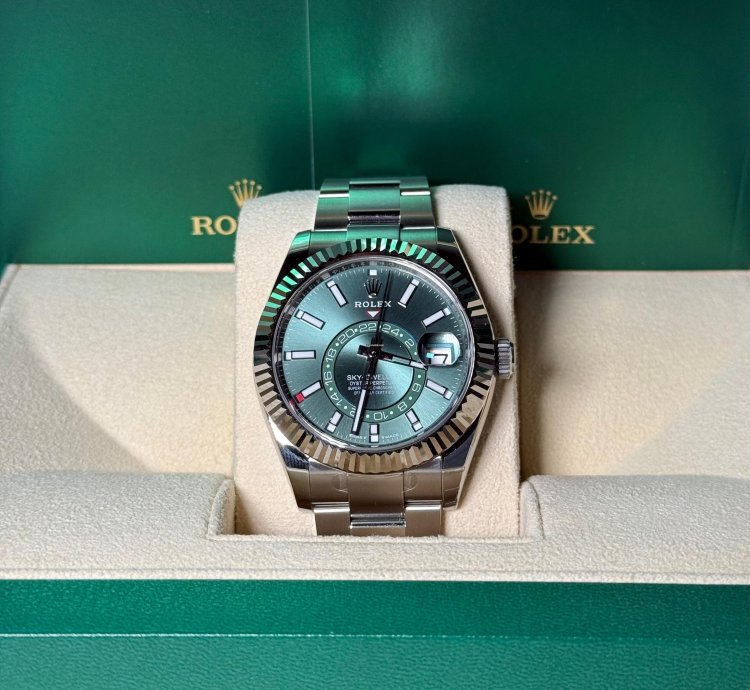 Rolex Sky-dweller Ref 336934 - Neu - 11 2024 - Green Dial - Lc100 - Fullset