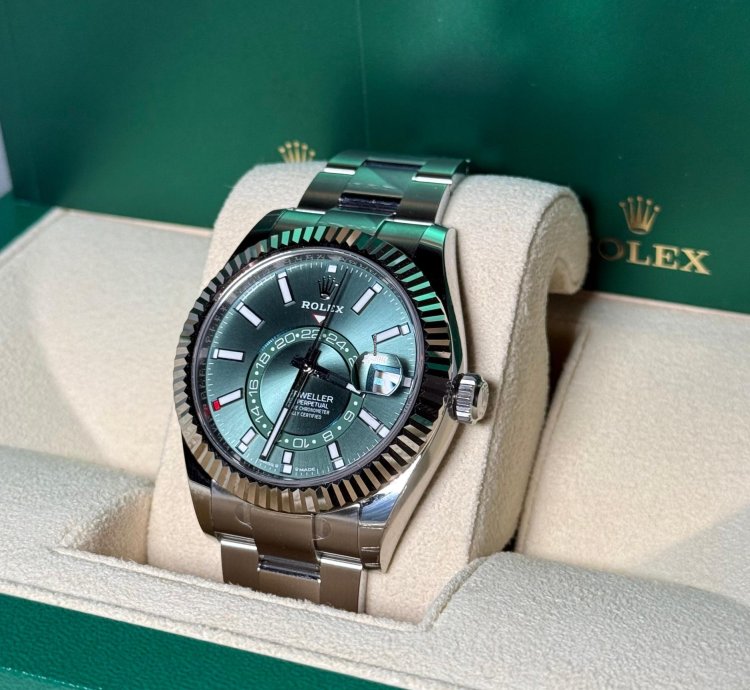Rolex Sky-dweller Ref 336934 - Neu - 11 2024 - Green Dial - Lc100 - Fullset