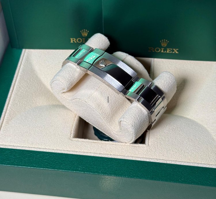 Rolex Sky-dweller Ref 336934 - Neu - 11 2024 - Green Dial - Lc100 - Fullset