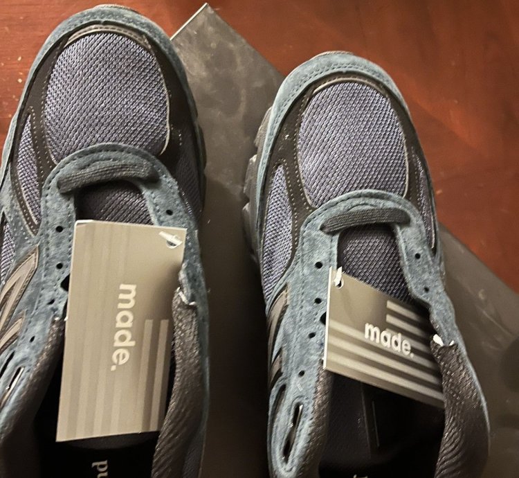 Navy Jjjjound New Balance 990v4 sz 10 5