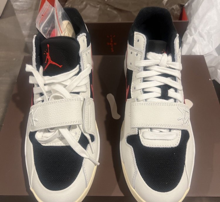 New Never Worn Jumpan Jack Tr