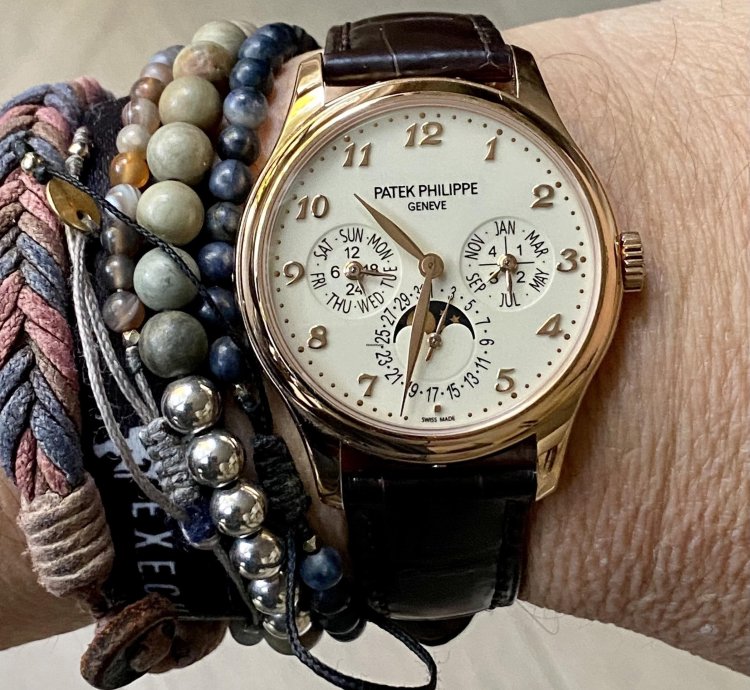 Patek Philippe Perpetual Calendar Ref 5327r-001