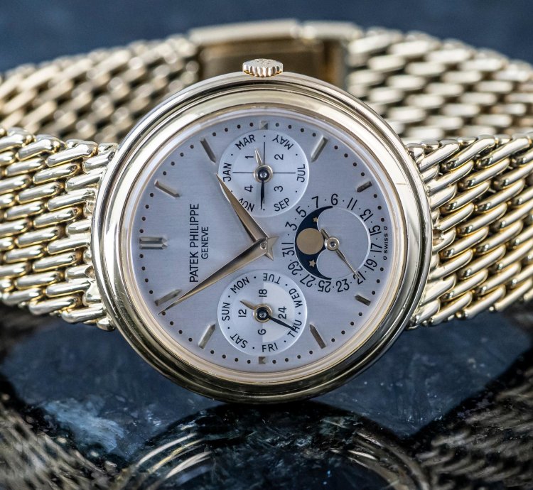 Patek Philippe Perpetual Calendar Reference 3945j 18k Yellowgold 3940 With Gold Bracelet