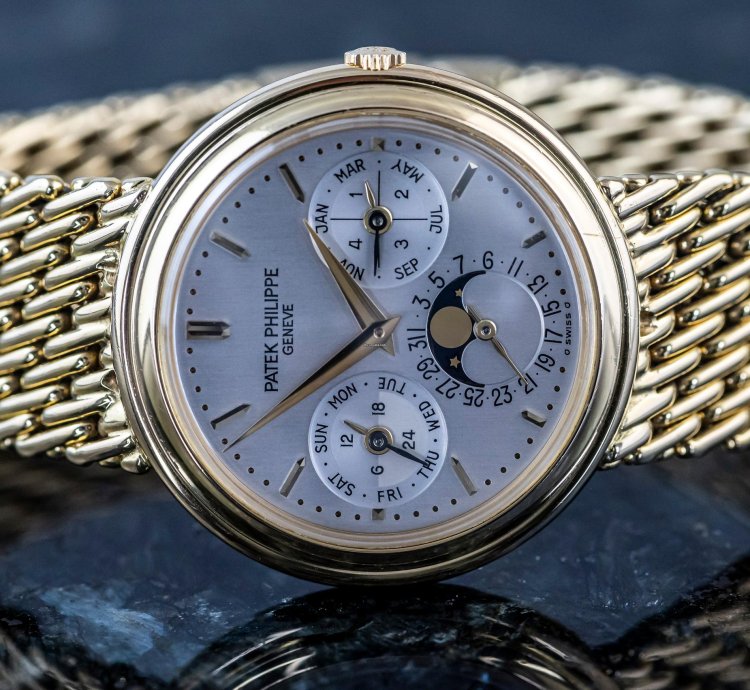 Patek Philippe Perpetual Calendar Reference 3945j 18k Yellowgold 3940 With Gold Bracelet