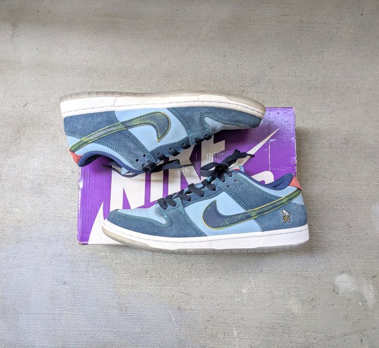 Nike Sb Dunk Low Pro Why So Sad Blue Suede Dx5549-400
