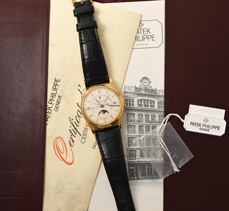 Patek Philippe Perpetual Calendar Retrograde 5050j