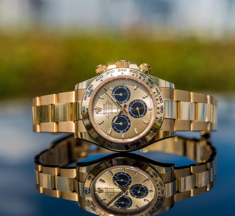 Rolex Daytona Unworn 2023 Daytona 116508 Gold Dial
