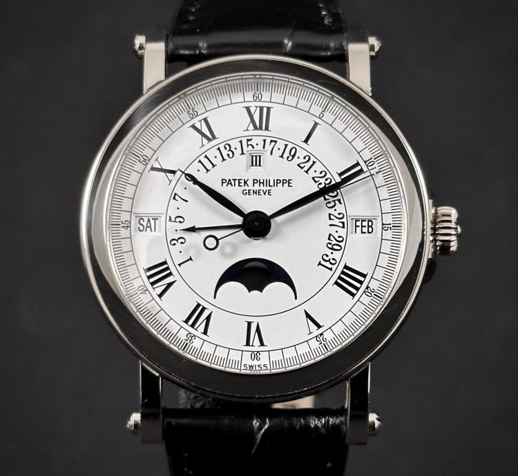 Patek Philippe Perpetual Calendar Retrograde Moonphase 18k White Gold Vintage 1990s Box Papers
