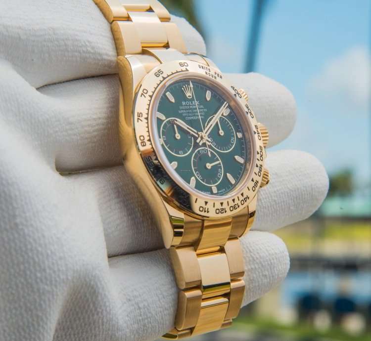 Rolex Daytona Unworn 2023 Daytona 116508 Green Dial