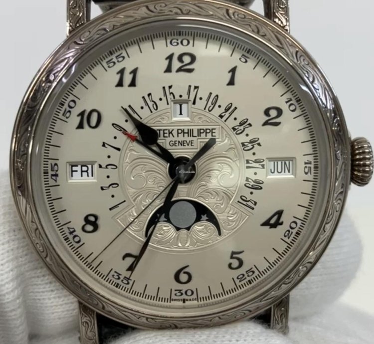 Patek Philippe Perpetual Calendar Retrograde Perpetual Calendar 42mm Wg - White Dial - Leather Strap 5160 500g-001