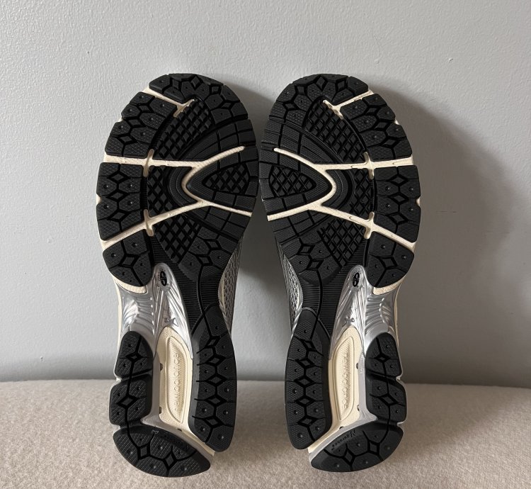 New Balance 1906 Loafer In Grey