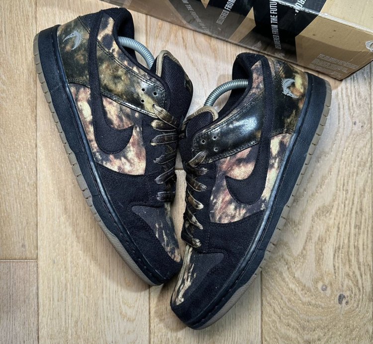 Nike Sb Dunk Low Pushead 2 2012