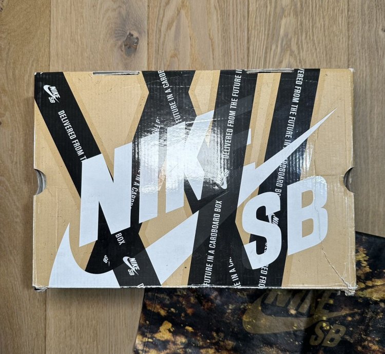 Nike Sb Dunk Low Pushead 2 2012