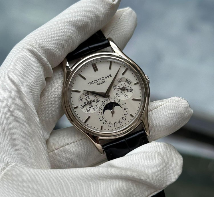 Patek Philippe Perpetual Calendar White Gold