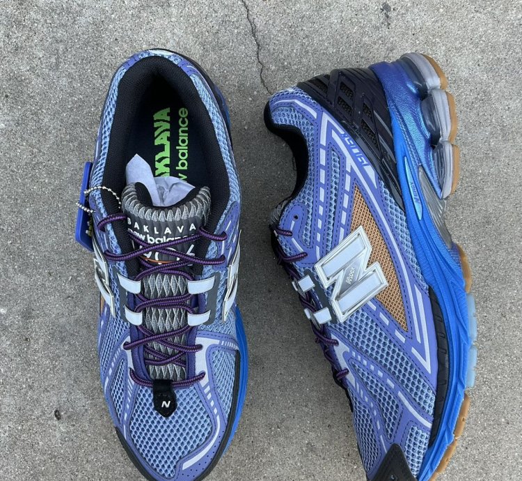 New Balance 1906r Action Bronson Medusa Azul