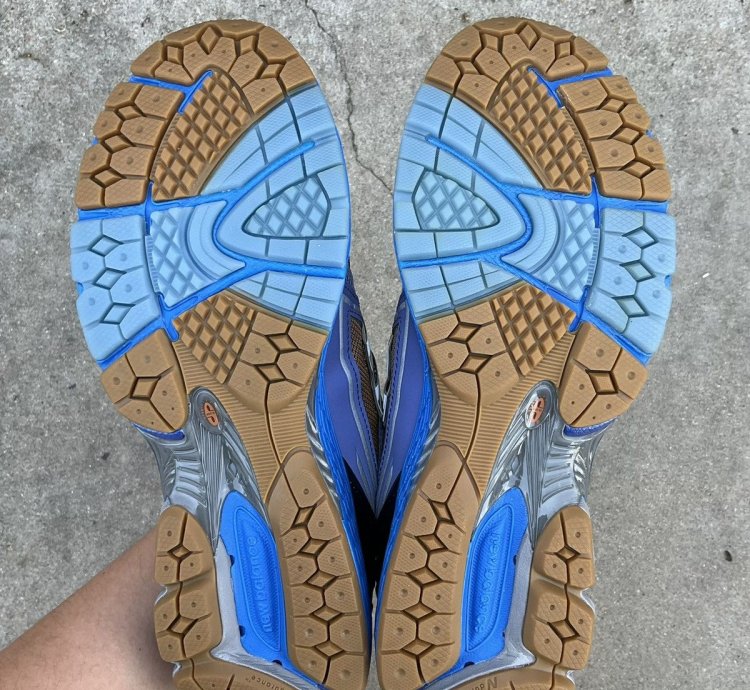 New Balance 1906r Action Bronson Medusa Azul