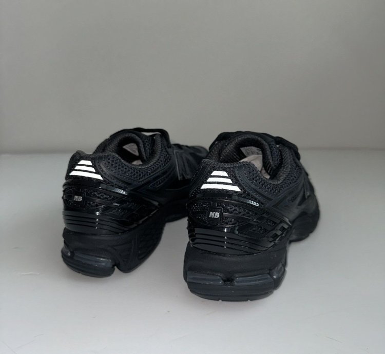 New Balance 1906r Comme Des Garcons Homme Black