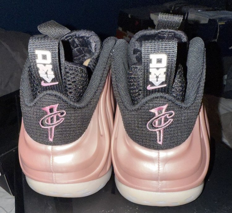 Nike Air Foamposite One Dmv Cherry Blossom