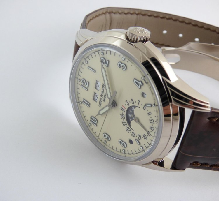 Patek Philippe Perpetual Calendar Whitegold Mint
