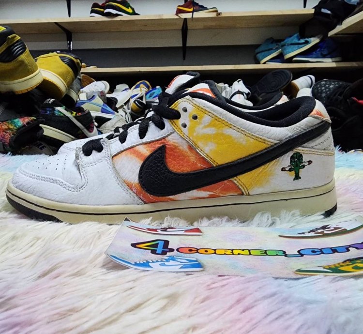 Nike Sb Dunk Low Raygun Tie Dye White
