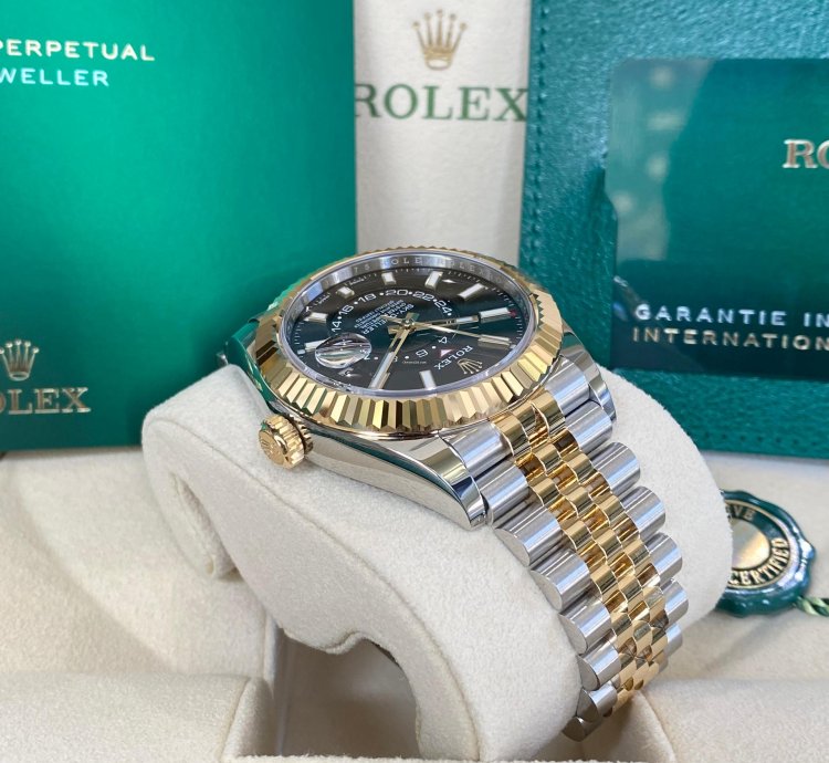 Rolex Sky-dweller Stainless Steel Yellow Gold Black Dial Jubilee 2023