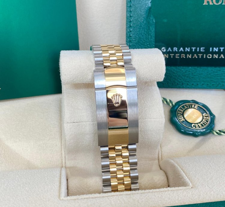 Rolex Sky-dweller Stainless Steel Yellow Gold Black Dial Jubilee 2023
